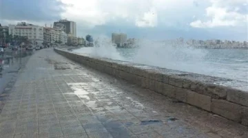 تحذير الأرصاد.. اضطراب الملاحة في الإسكندرية بسبب ارتفاع الأمواج غداً